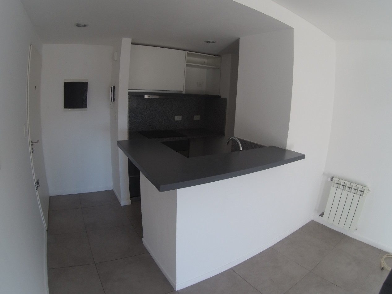 Venta departamento en Castelar