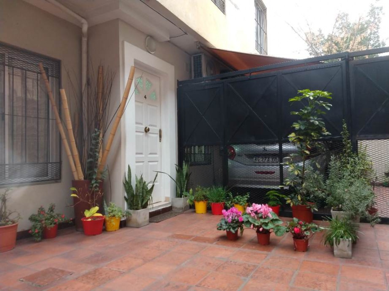 Departamento 2 amb. en planta baja con cochera en Morón Sur