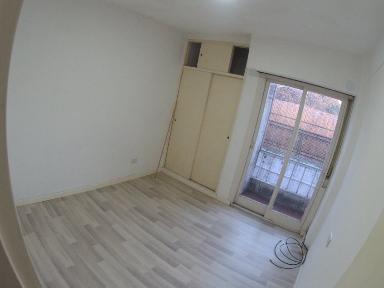 Duplex  3 ambientes -VENTA-  Castelar Norte