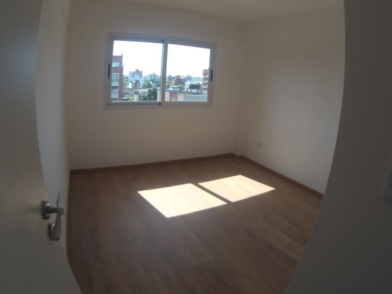 Departamento 2 amb. en Moron Sur