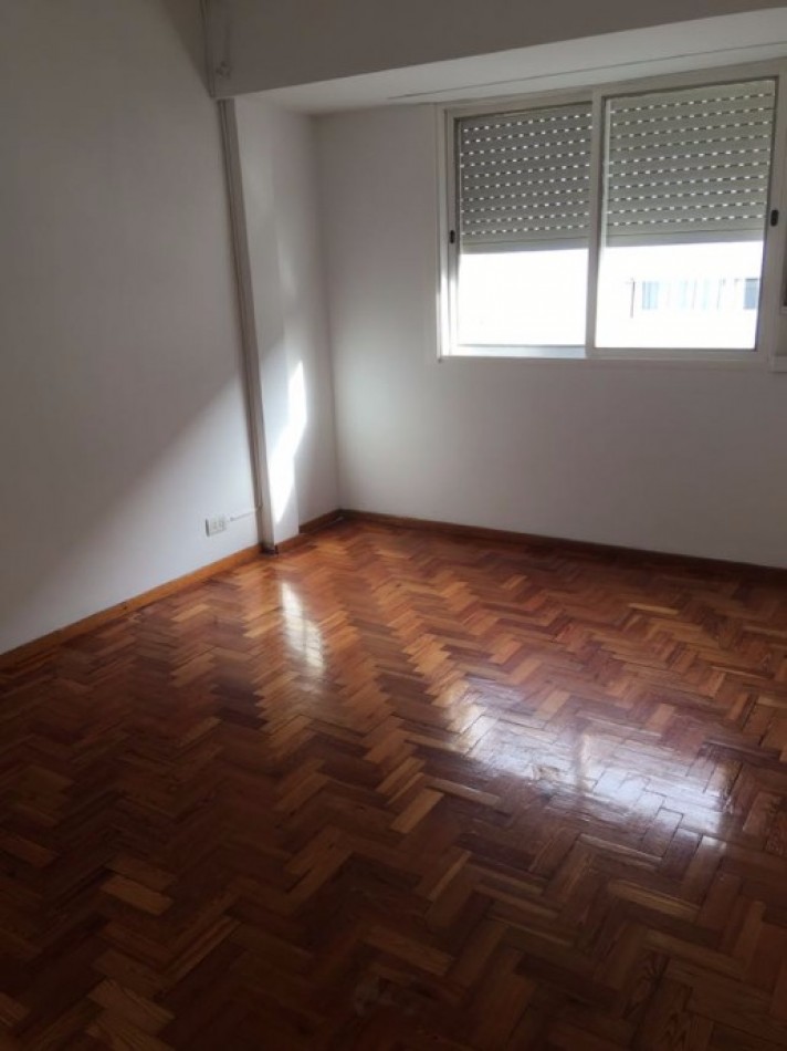 Casa PH en Venta Castelar SUR