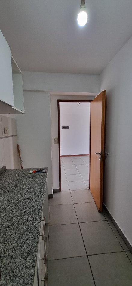 Alquiler Departamento 2 Amb. en Moron Sur