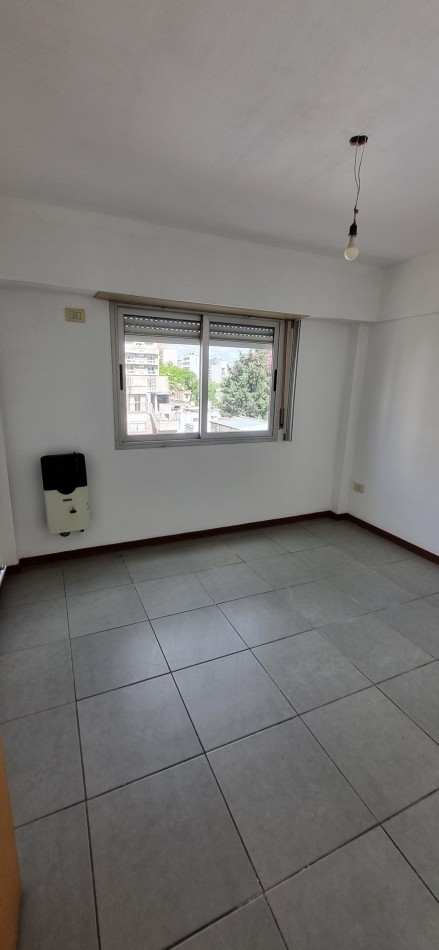 Alquiler Departamento 2 Amb. en Moron Sur