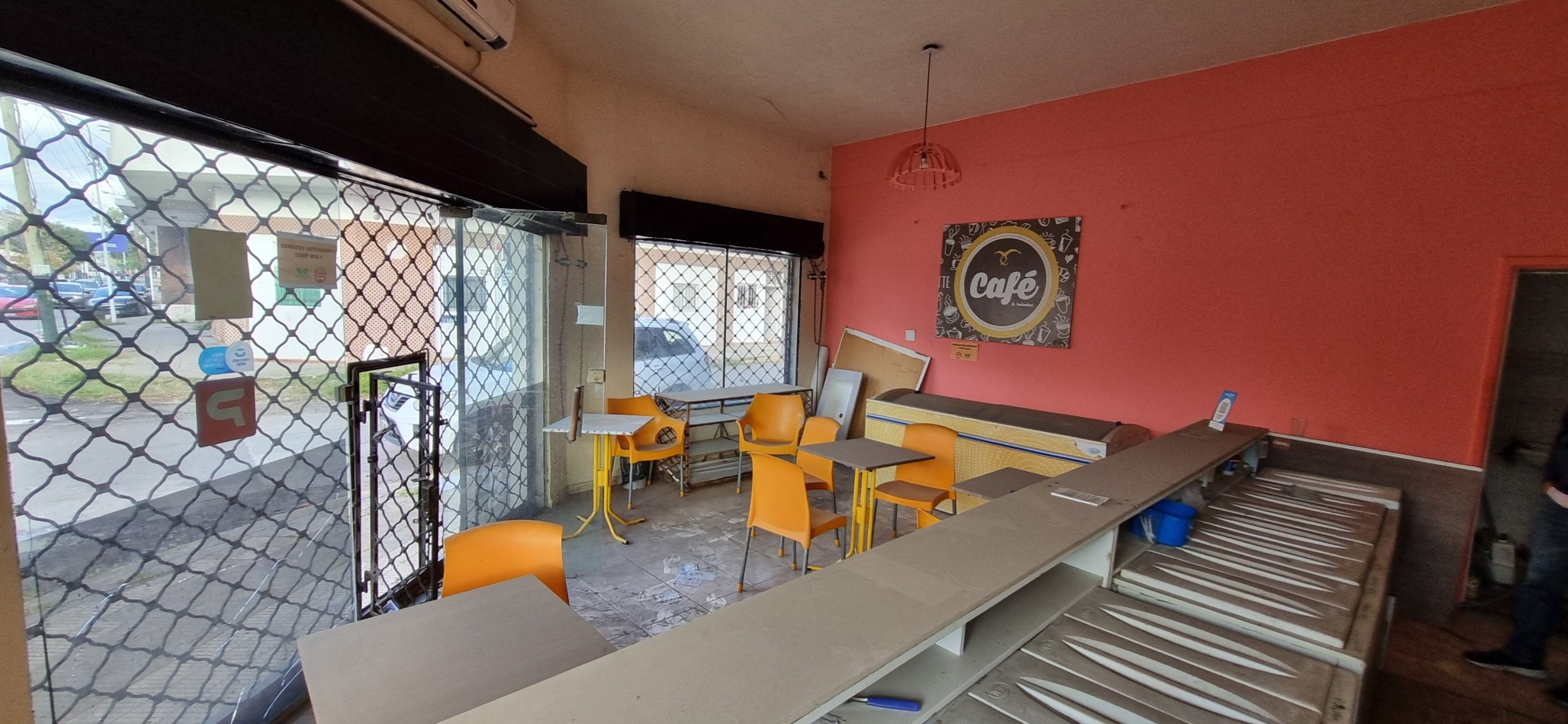 Local Comercial en Venta - ¡Ubicacion Estrategica en Padua Norte!