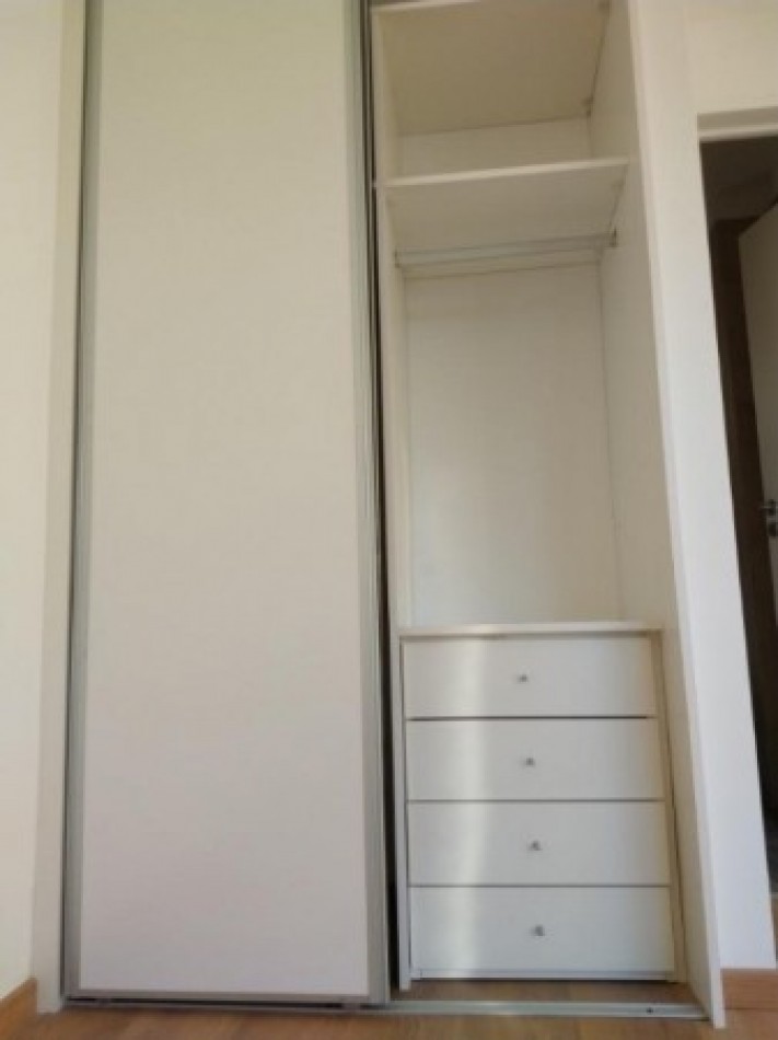 Monoambiente en alquiler en Moron Sur