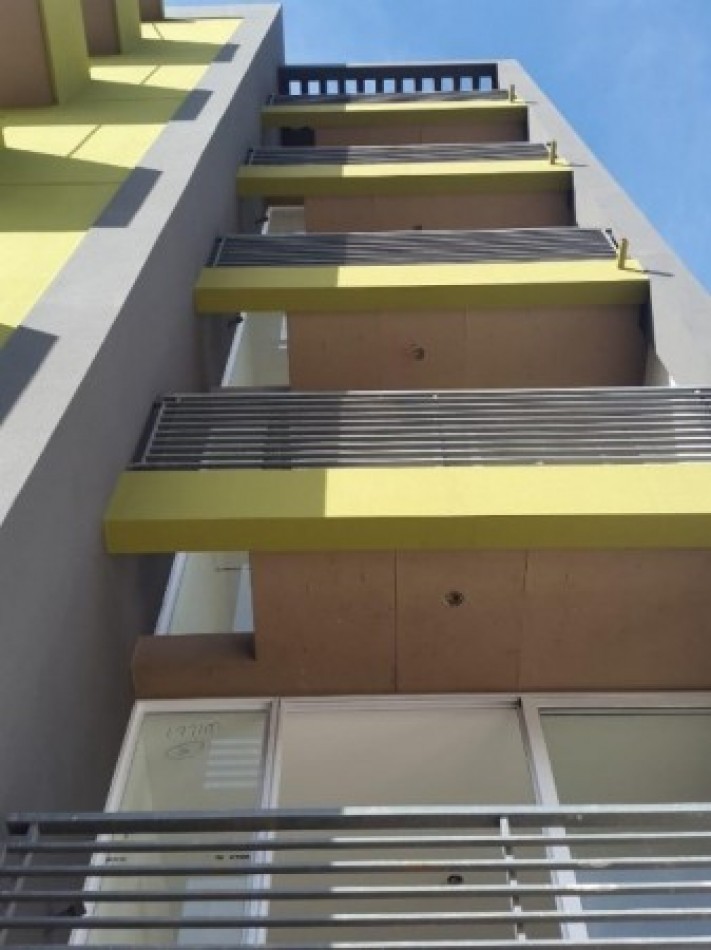 Monoambiente en alquiler en Moron Sur