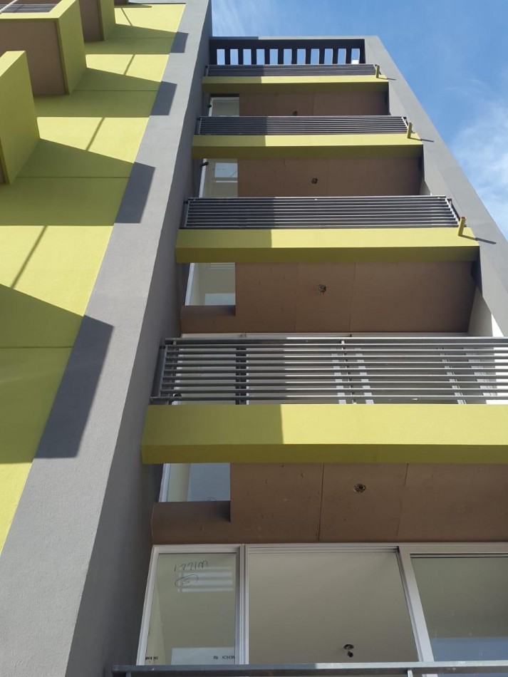 Monoambiente en alquiler en Moron Sur