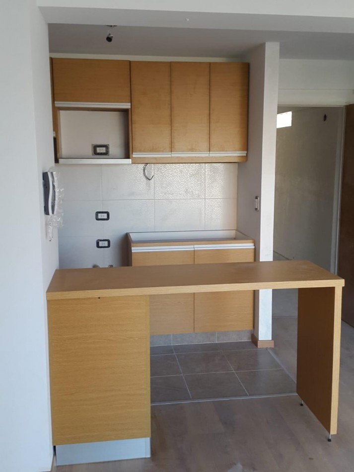 Monoambiente en alquiler en Moron Sur