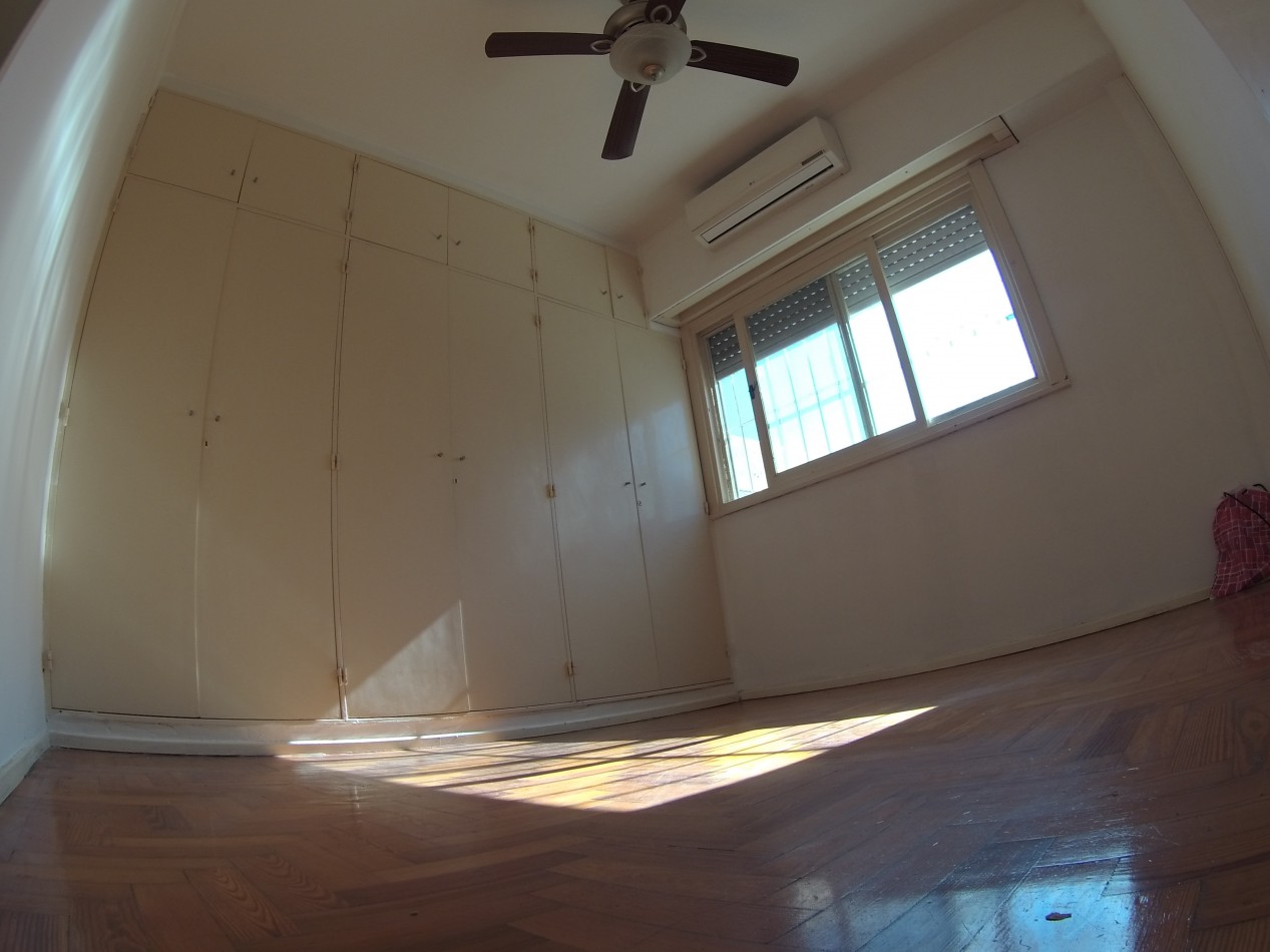 Departamento de 2 amb. en Castelar Norte