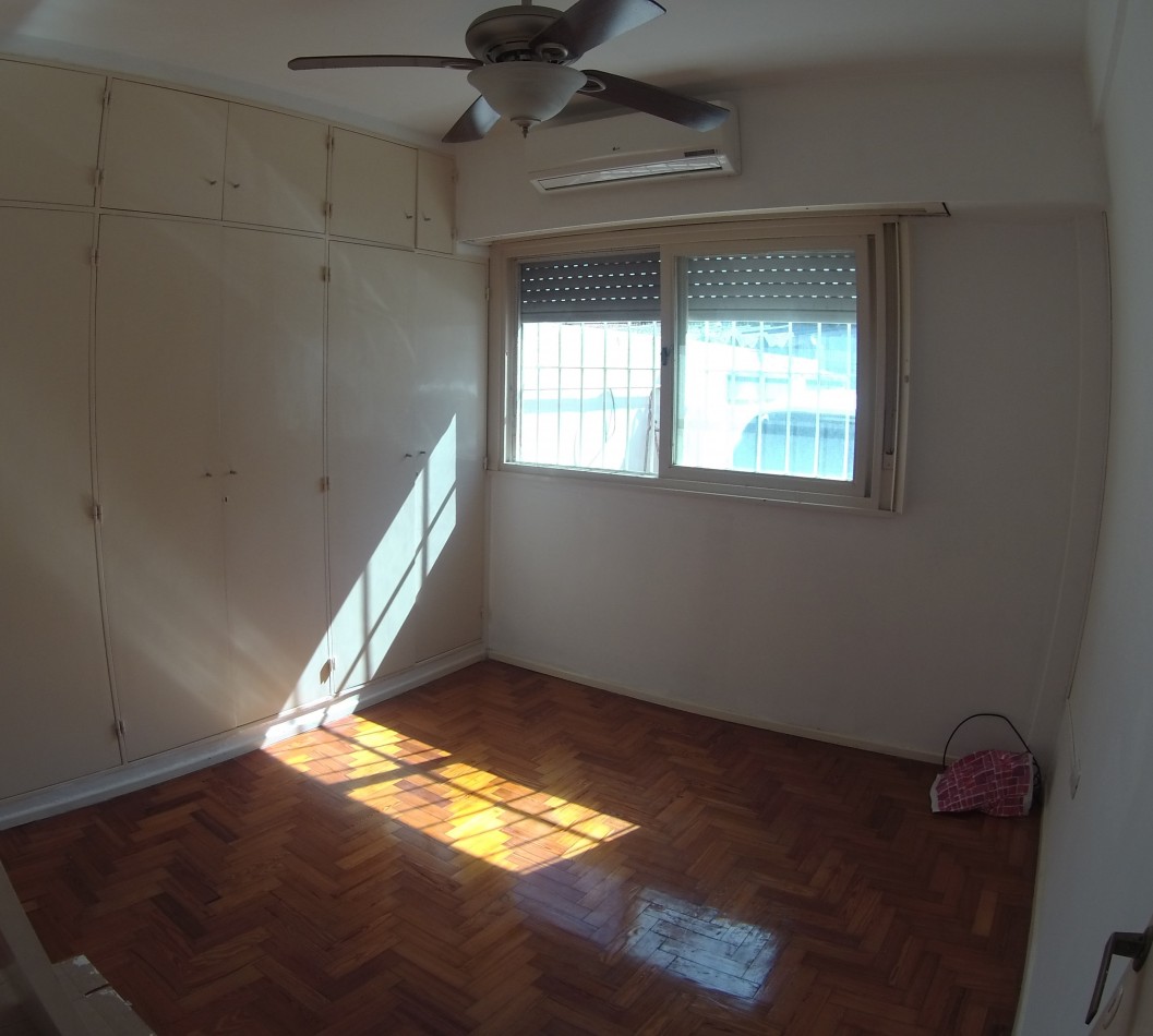 Departamento de 2 amb. en Castelar Norte