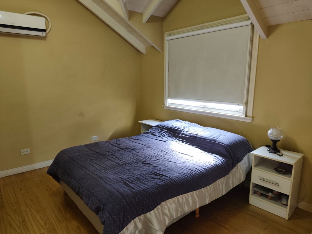 VENTA- Casa 5 ambientes -Moron 