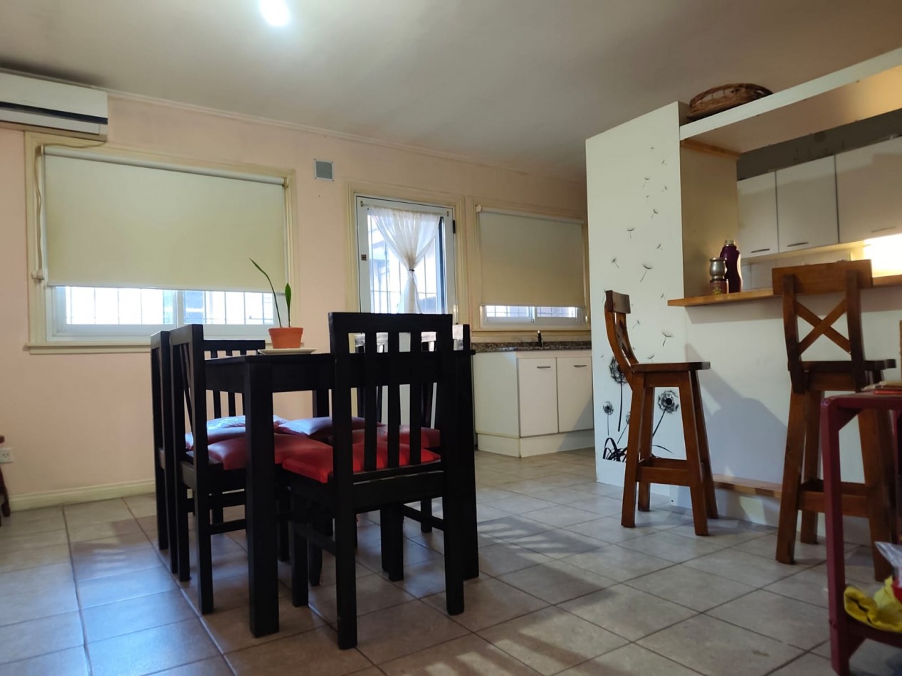 VENTA- Casa 5 ambientes -Moron 