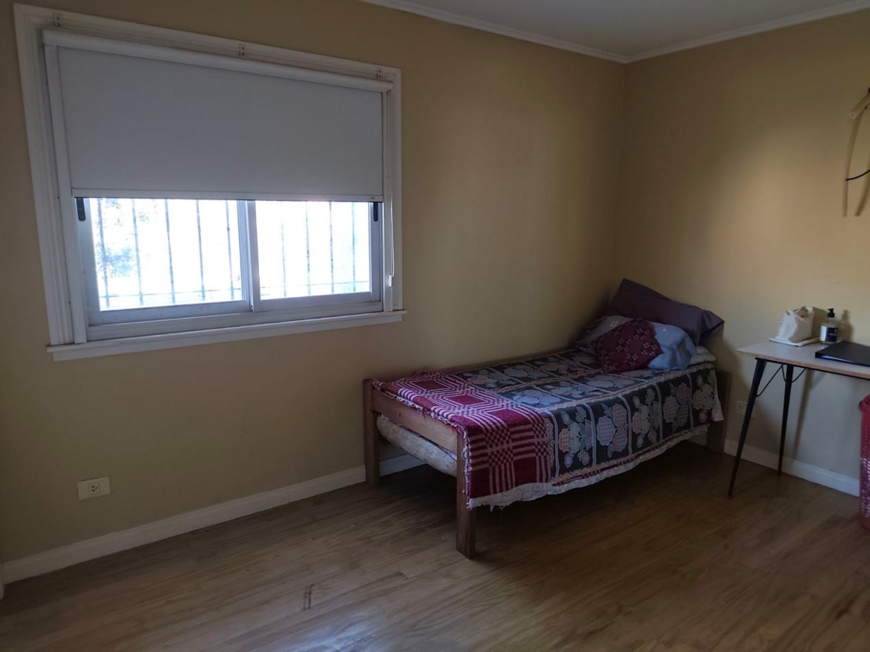 VENTA- Casa 5 ambientes -Moron 