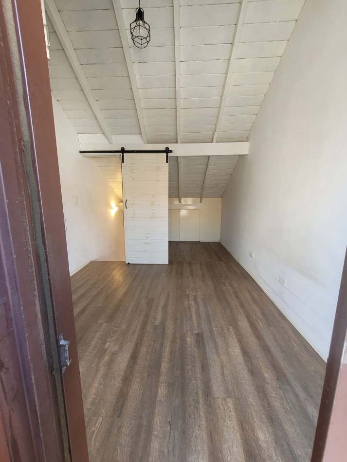 Venta de duplex apto credito en Castelar