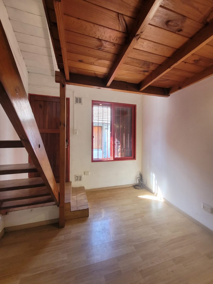 Venta de duplex apto credito en Castelar