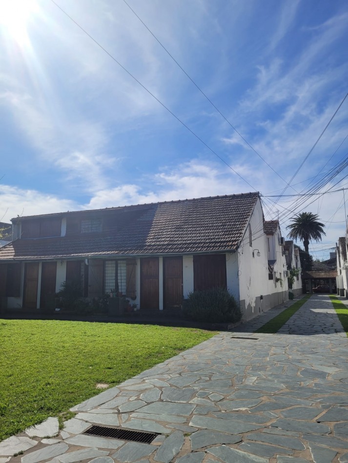 Venta de duplex apto credito en Castelar