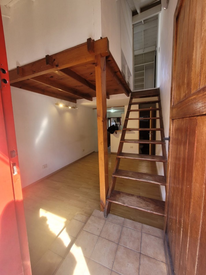 Venta de duplex apto credito en Castelar