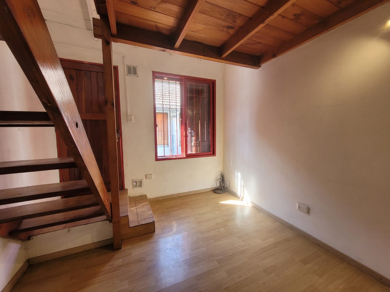 Venta de duplex apto credito en Castelar