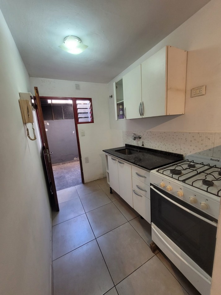 Venta de duplex apto credito en Castelar