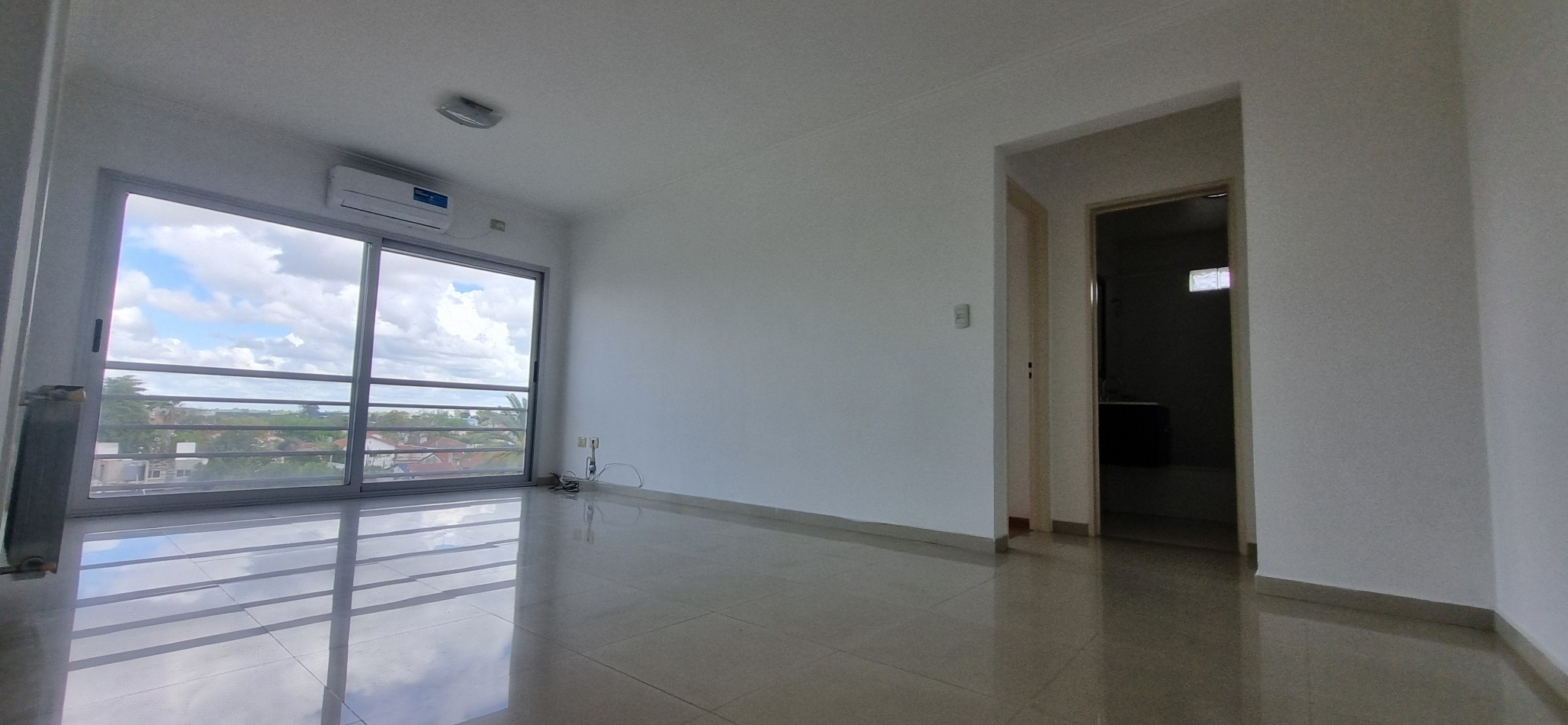 Departamento en alquiler en Castelar