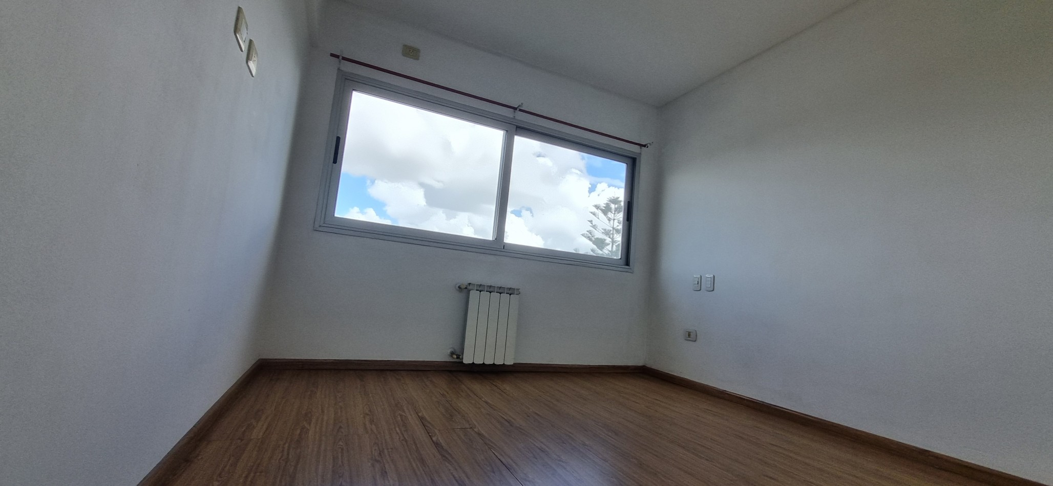 Departamento en alquiler en Castelar