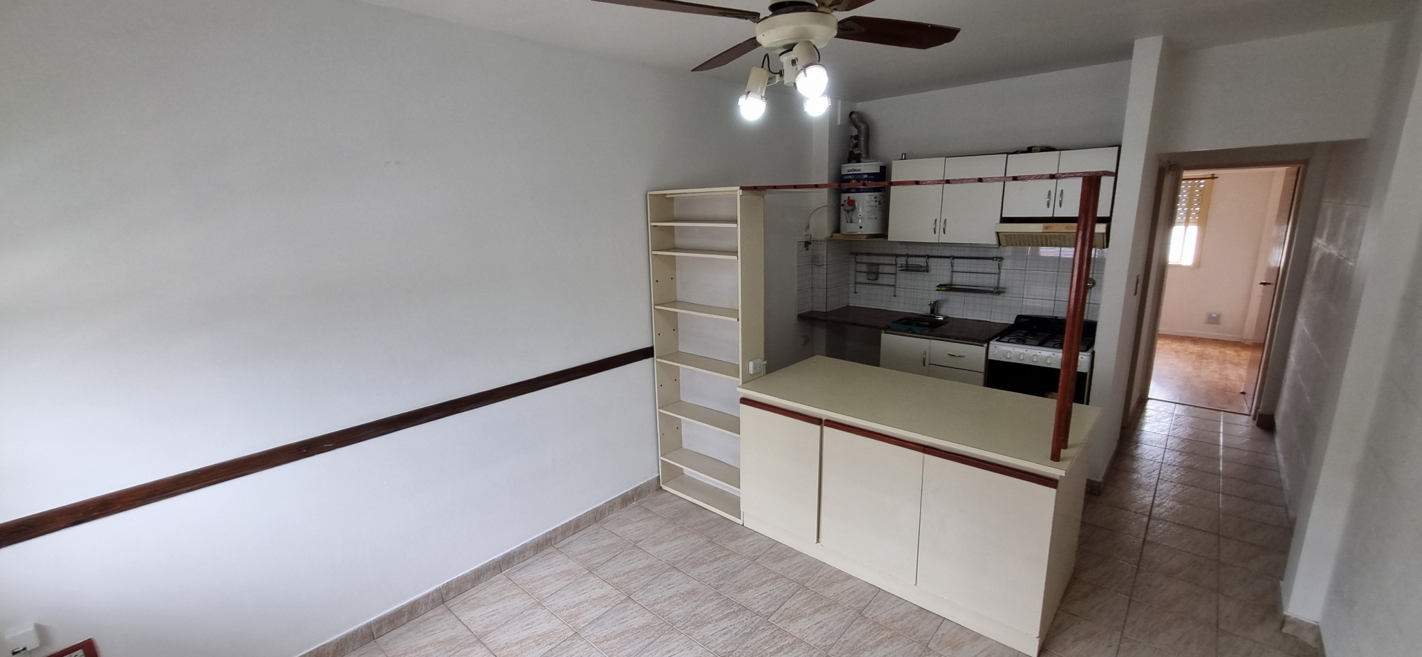 Venta de departamento de dos ambientes en Moron