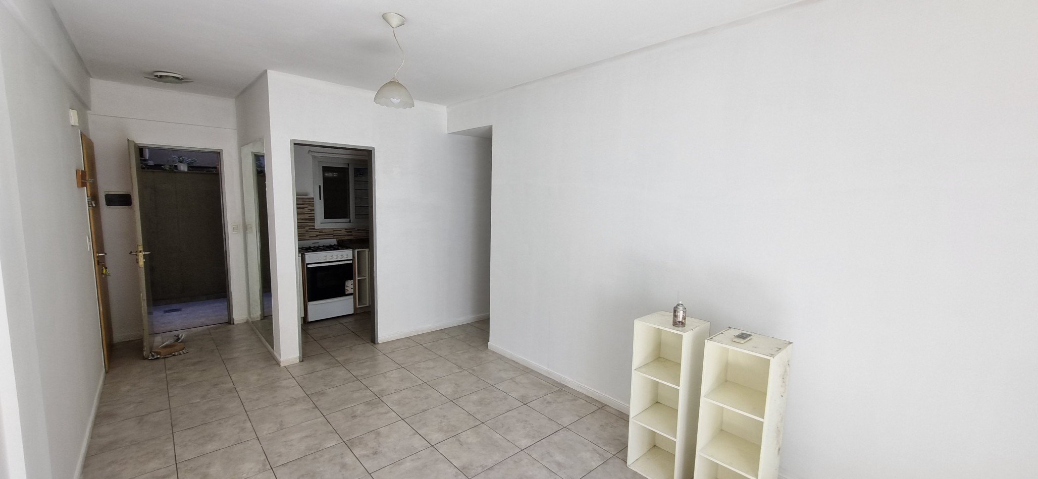 Departamento a la venta Castelar con patio, cochera y baulera