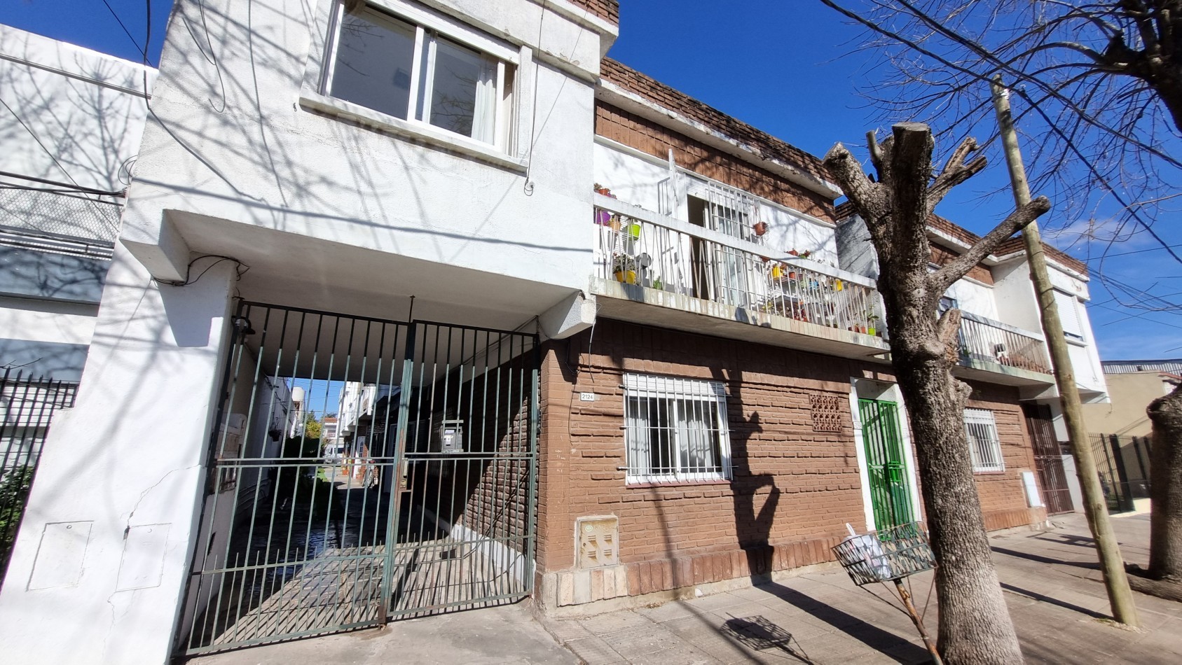 Duplex de 3 ambientes en Castelar Norte