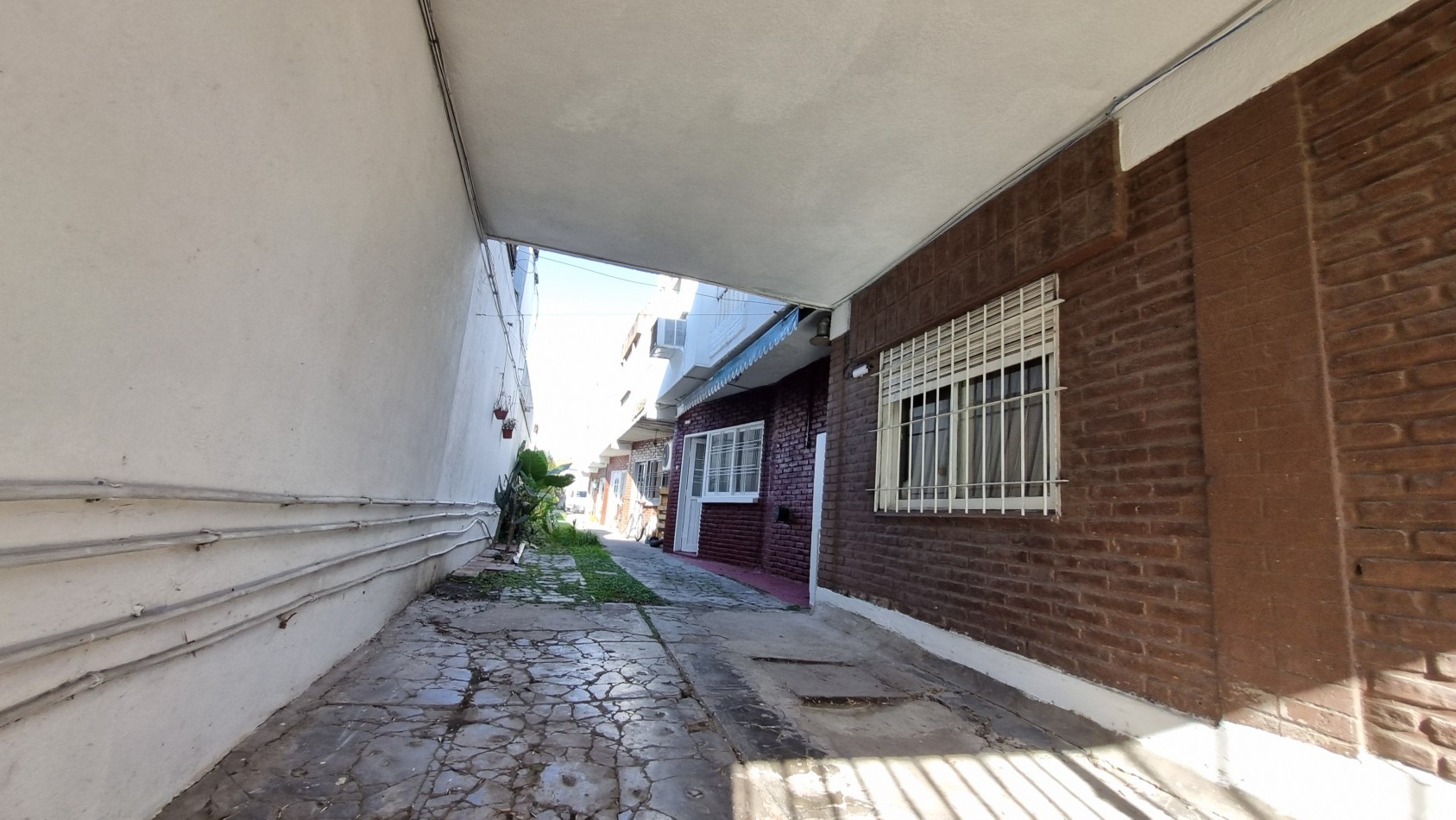 Duplex de 3 ambientes en Castelar Norte