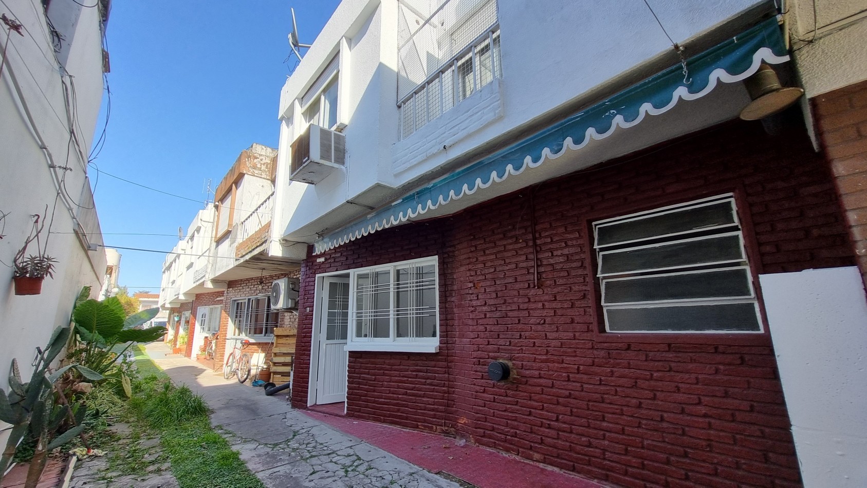 Duplex de 3 ambientes en Castelar Norte