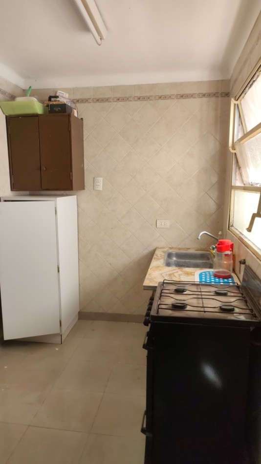 Alquiler Depto 2 amb. Planta baja con patio