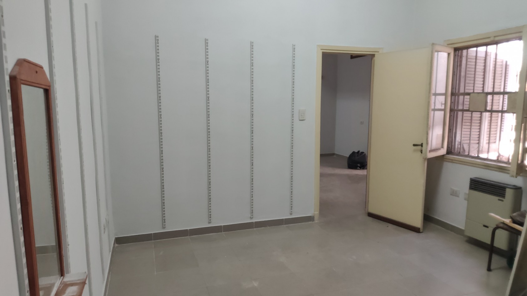 Alquiler Depto 2 amb. Planta baja con patio