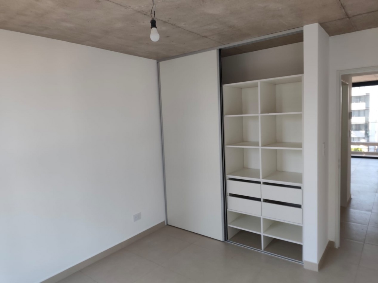 Departamento de 2 amb. a estrenar en Moron Sur