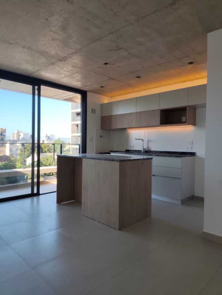 Departamento de 2 amb. a estrenar en Moron Sur