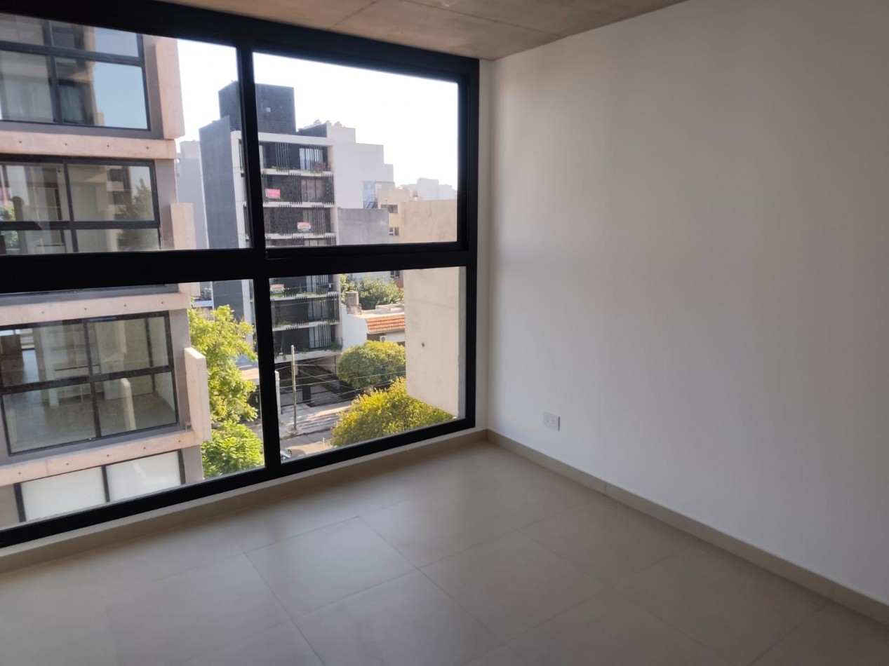 Departamento de 2 amb. a estrenar en Moron Sur