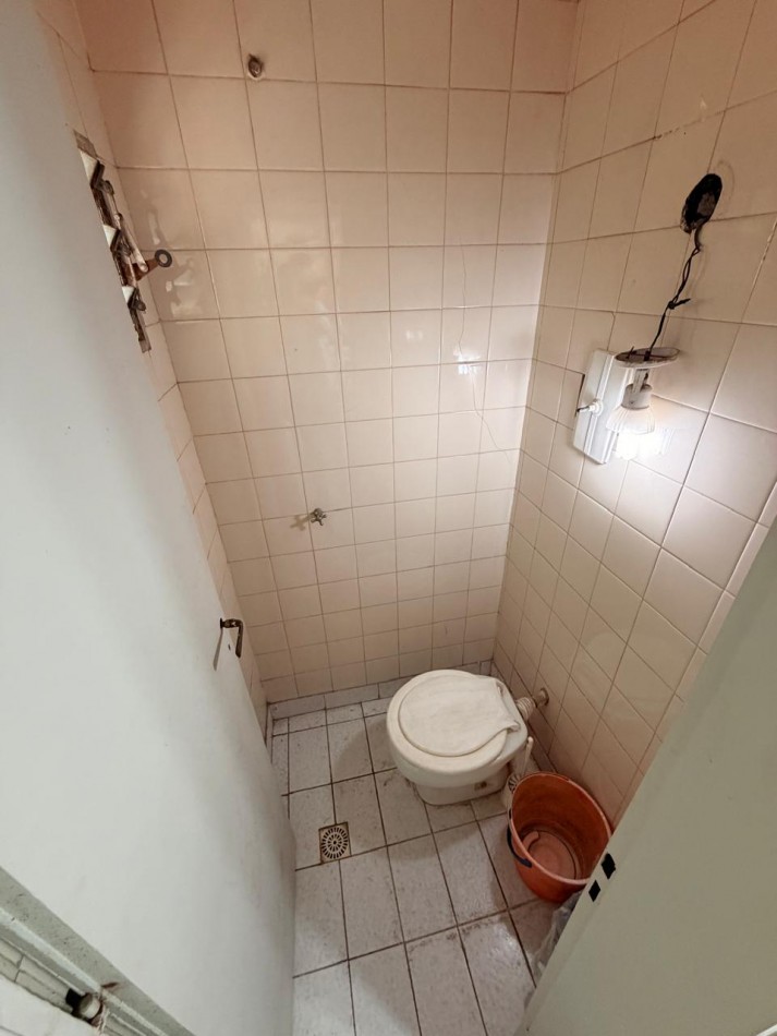 Venta de local en Castelar Sur 