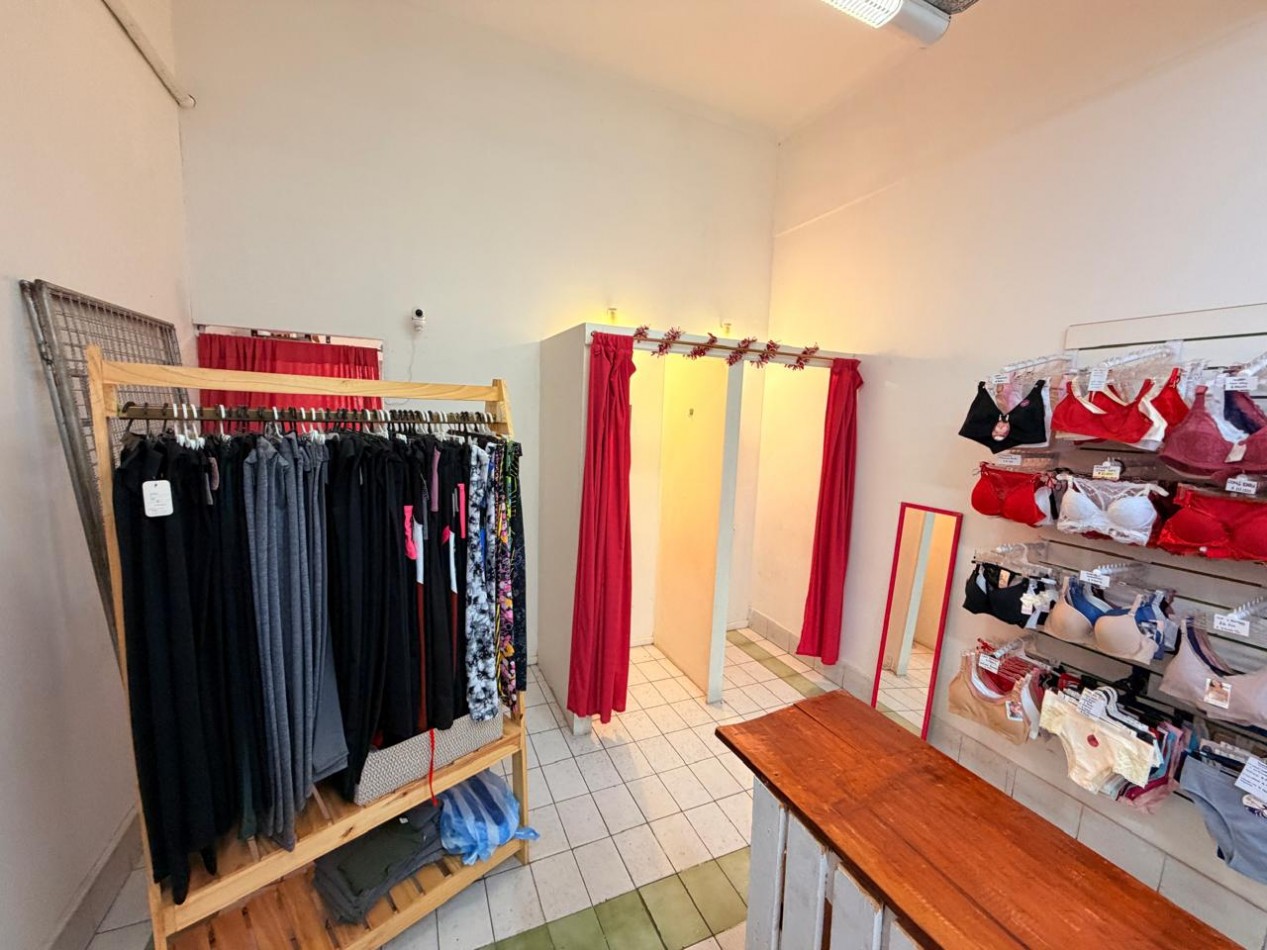Venta de local en Castelar Sur 