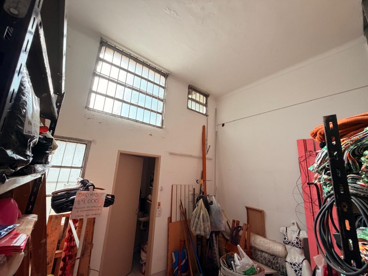 Venta de local en Castelar Sur 