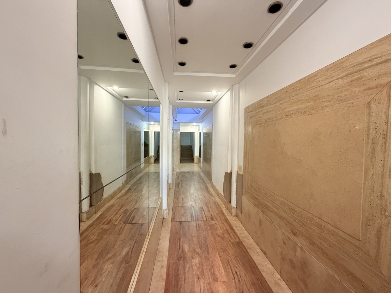 Venta de dos ambientes en Castelar