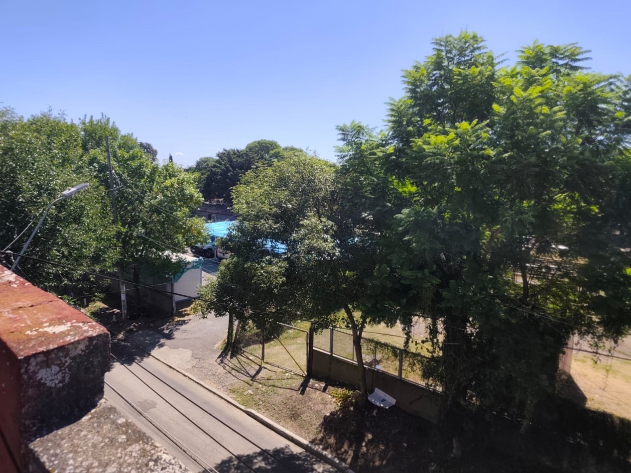 Venta P.H. de 5 ambientes en Castelar Sur