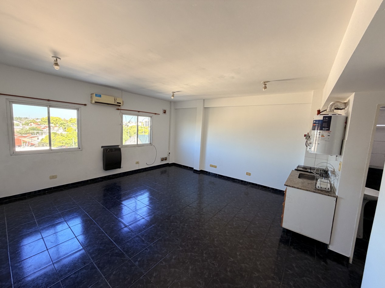 Monoambiente en venta en Moron Sur