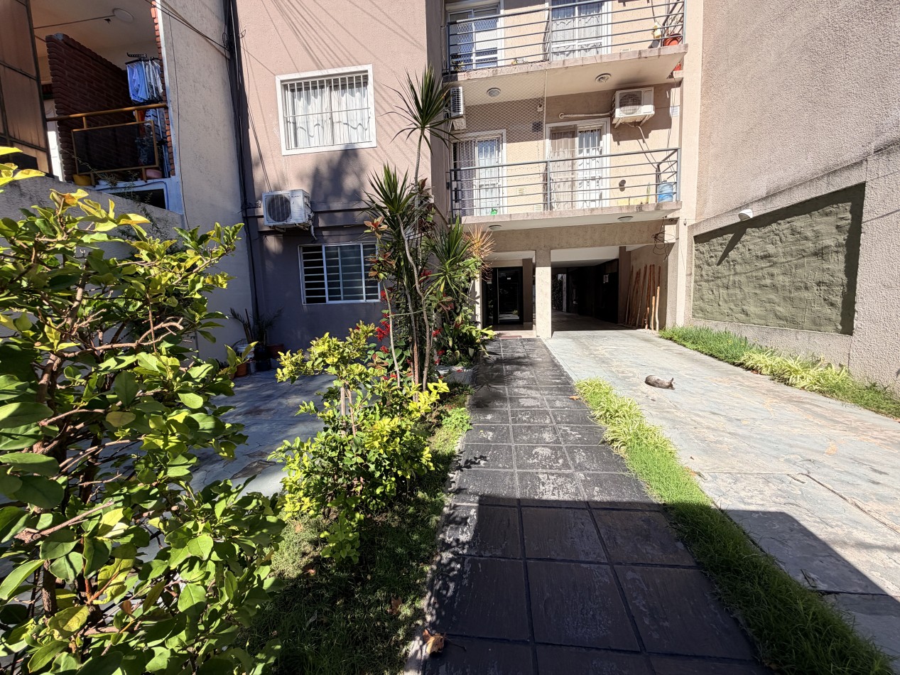 Monoambiente en venta en Moron Sur