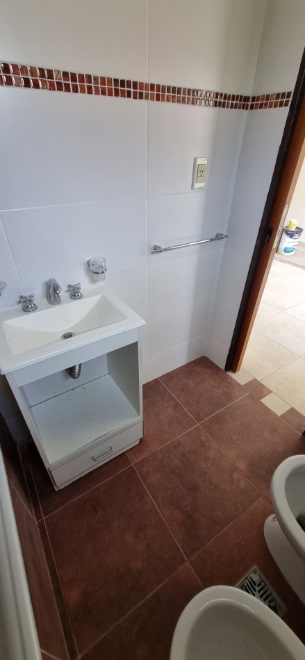 Monoambiente en alquiler en Moron Sur