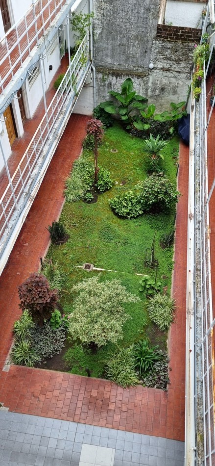 Departamento de 2 amb. en Moron Sur