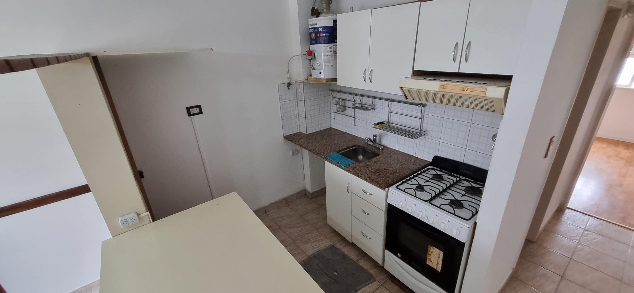 Departamento de 2 amb. en Moron Sur
