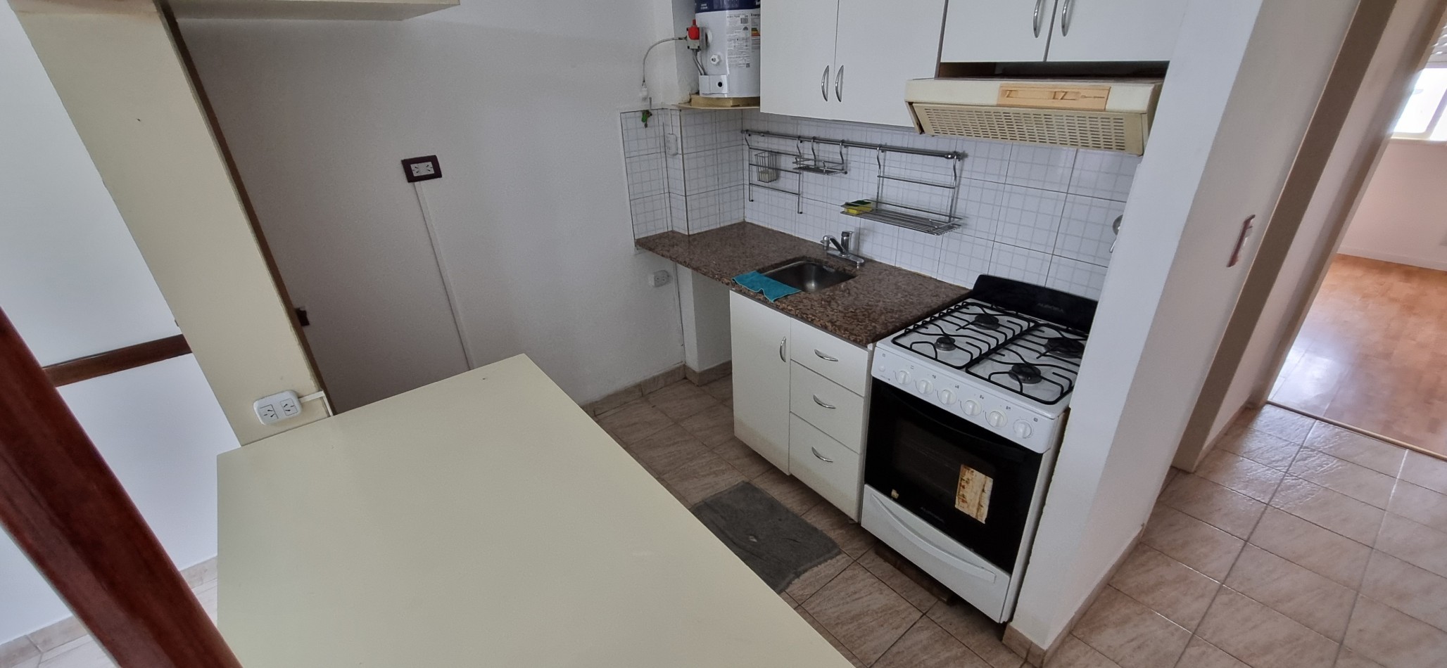 Departamento de 2 amb. en Moron Sur