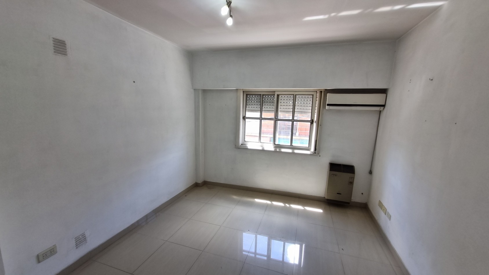 Departamento en alquiler en Castelar Norte