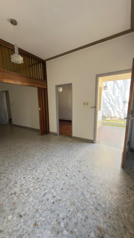 Casa en venta en Castelar Sur