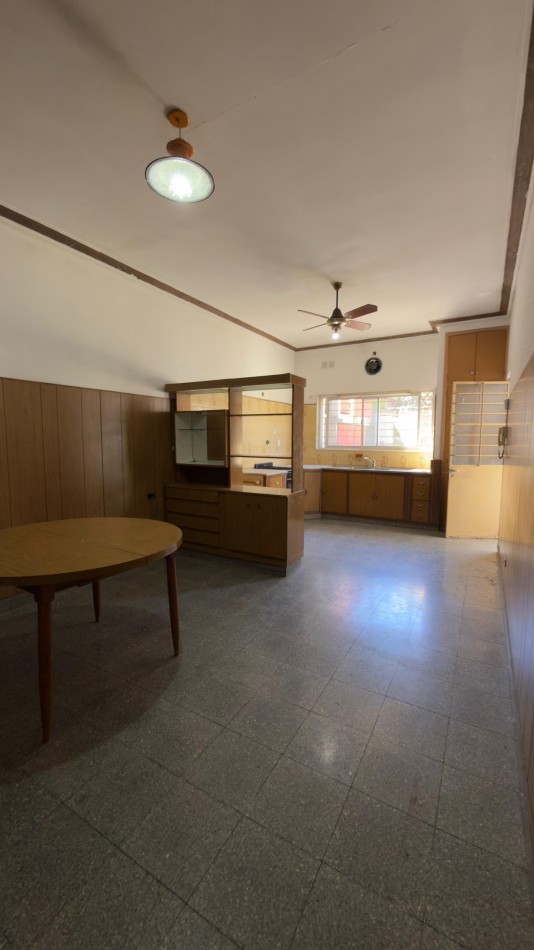 Casa en venta en Castelar Sur