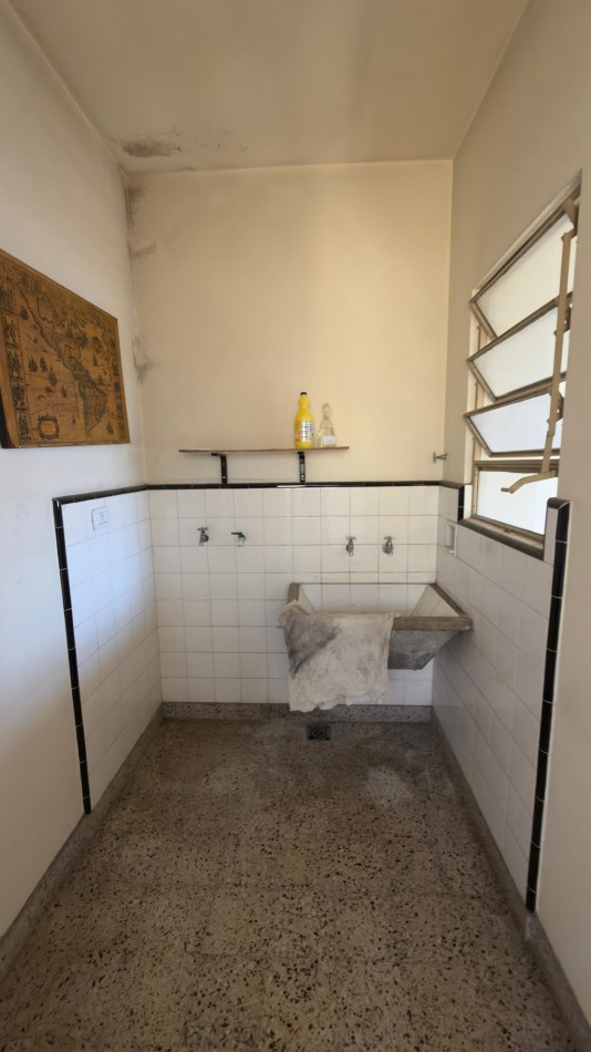 Casa en venta en Castelar Sur